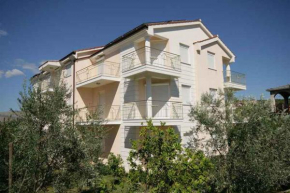 Two-Bedroom Apartment in Okrug Gornji I